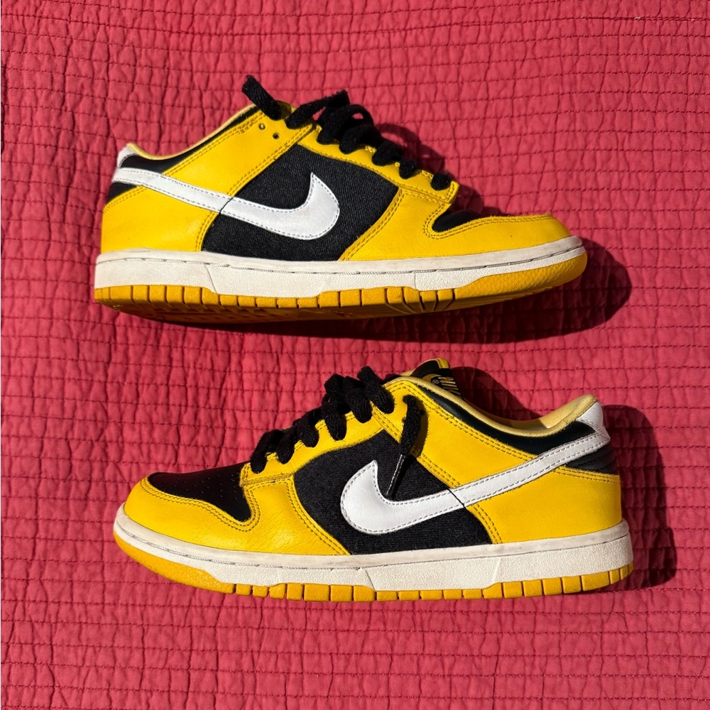Nike Dunk Low (2006) Black/White Varsity Maize Noir (GS)